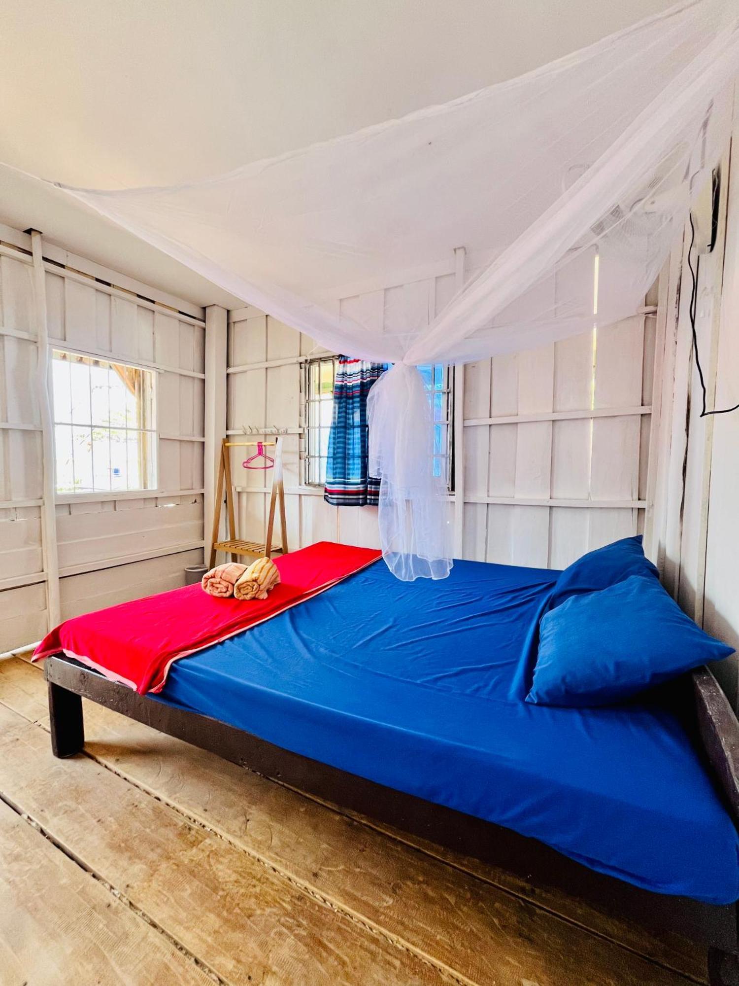 Happiness Guesthouse كوه رونغ ساملوم المظهر الخارجي الصورة