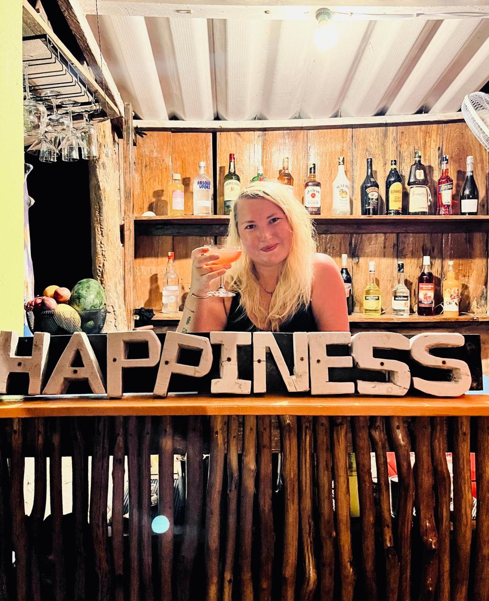 Happiness Guesthouse كوه رونغ ساملوم المظهر الخارجي الصورة