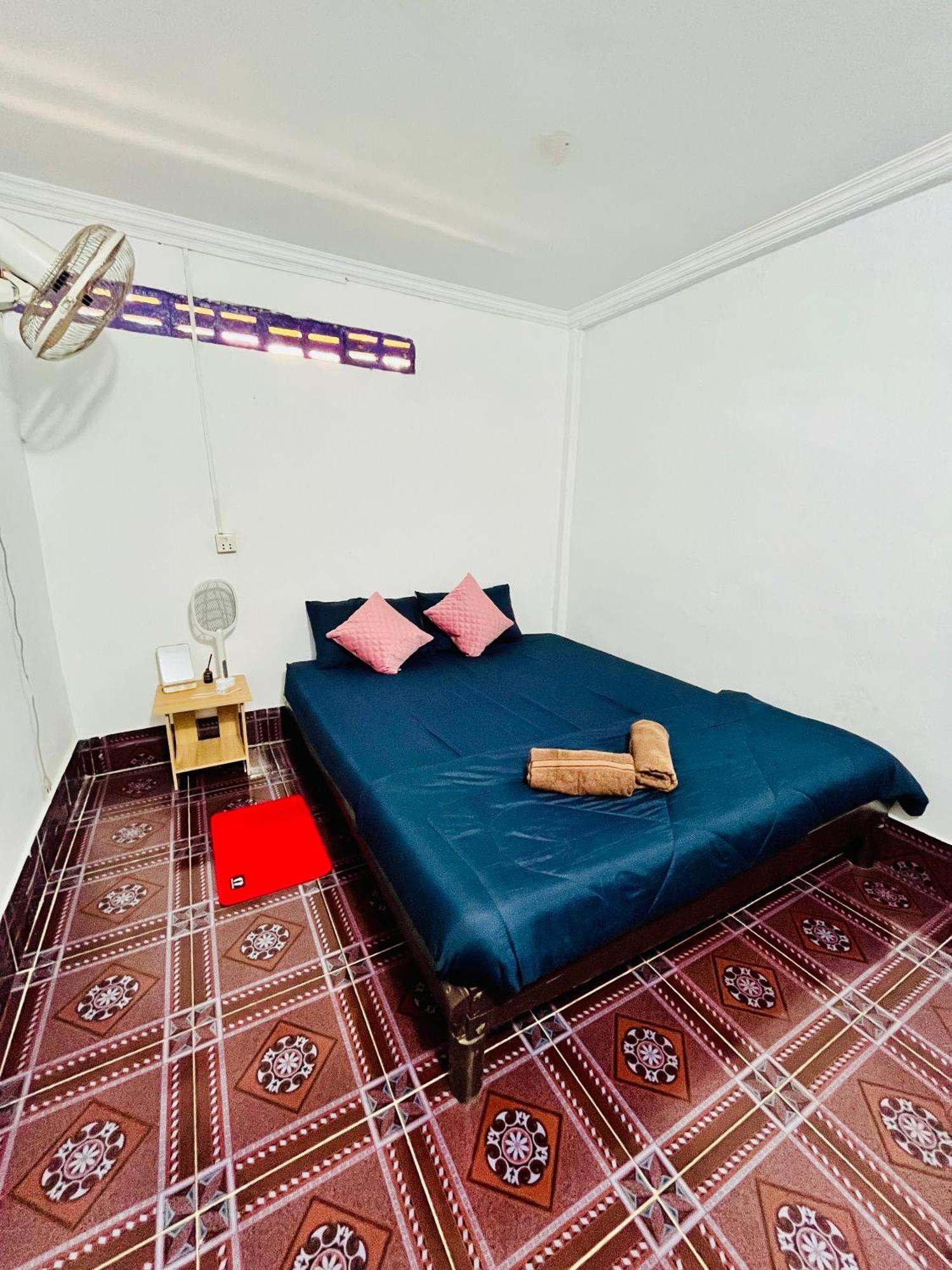 Happiness Guesthouse كوه رونغ ساملوم المظهر الخارجي الصورة
